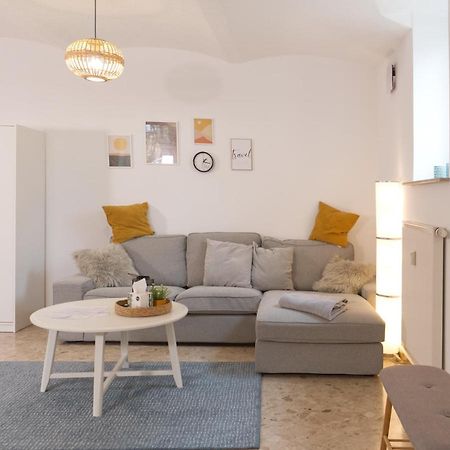 Bohnapartments Elisa - Wohlfuehlapartment Mit 2 Gratis Parkplaetzen Und 3 Schlafzimmern - Wlan - Vollausstattung Erfurt Extérieur photo